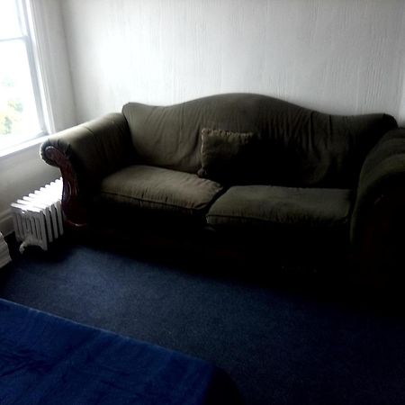 A Cozy Bedroom For You To Relax Pittsburgh Eksteriør bilde