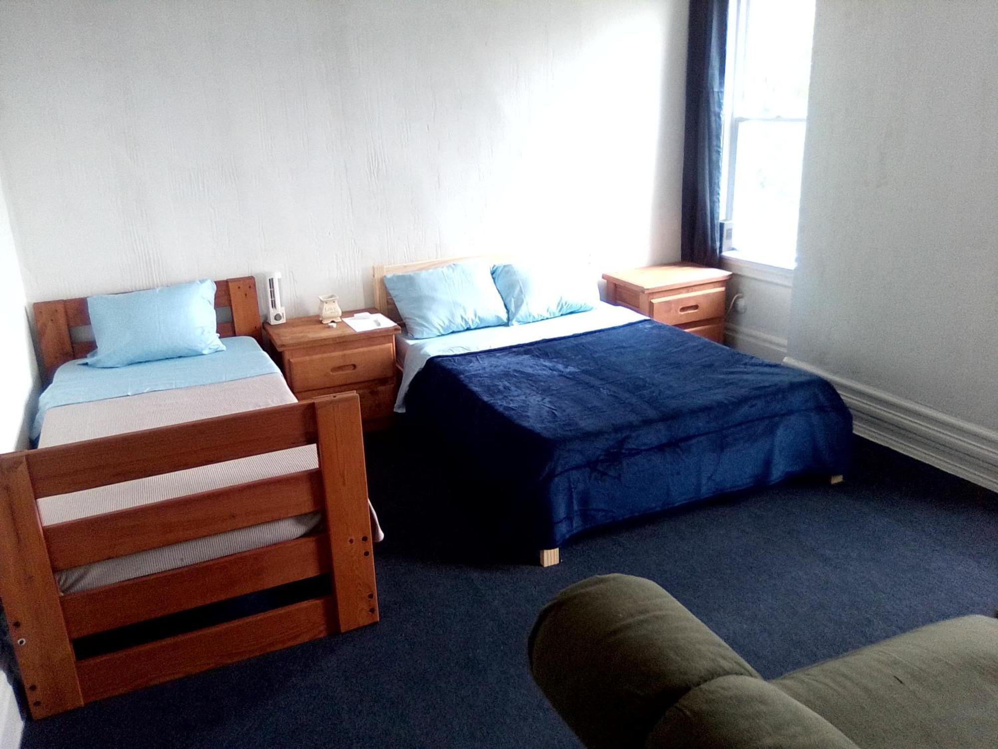 A Cozy Bedroom For You To Relax Pittsburgh Eksteriør bilde